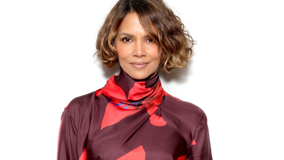 Halle Berry bombaformában van