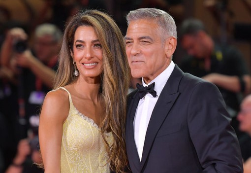 Így nézett ki Amal Clooney, amikor elcsavarta a férje fejét: nem csoda, hogy a színész első látásra beleszeretett