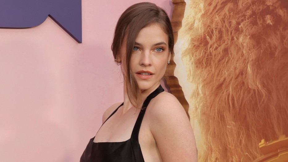 Palvin Barbara mesés helyre utazott