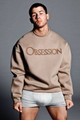Nick Jonas magához nyúl a Flaunt magazinban
