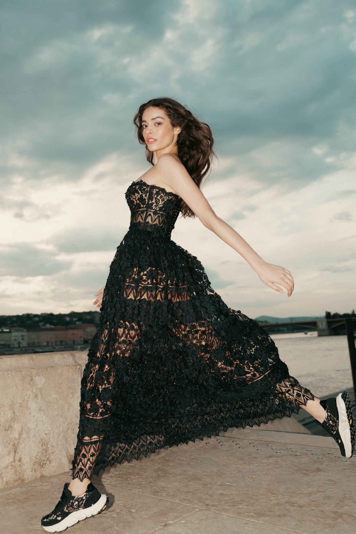 BATZ X DAALARNA sneaker kollekció fekete variációja is igazán impozánsra sikerült