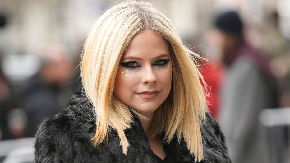 Avril Lavigne mindössze néhány hete bontotta fel eljegyzését Mod Sunnal - Tyga oldalán vigasztalódik