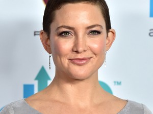Kate Hudson megmutatja, hogyan kell az újévet kezdeni