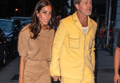 Mintha egy évtizedet fiatalodott volna: így alakult át Brad Pitt stílusa, mióta újra szerelmes