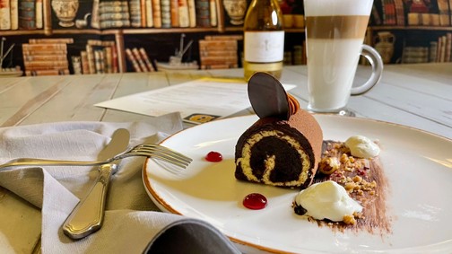 Bezár az ikonikus szálloda: Egy utolsó brunch a Gellért Hotelben