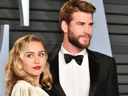 Valószínűleg Miley Cryus és Liam Hemsworth hálaadás-napi szokása a legfurcsább a világon