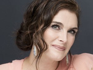 Ikonikus pillanat: Brooke Shields Crocs papucsban lépett a vörös szőnyegre