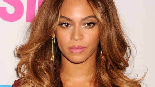 Beyoncé is tervez! Cipőt