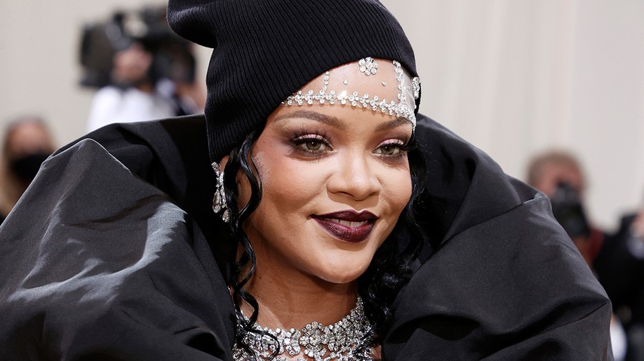 Rihanna lefeküdni jött a 2021-es Met gálára A$AP Rocky-val