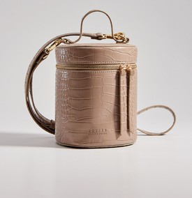 Henger alakú táska MOHITO 7995 Ft