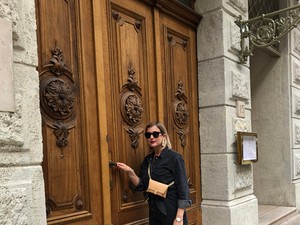 Ott Anna Nanushka overálja egy igazi álomdarab