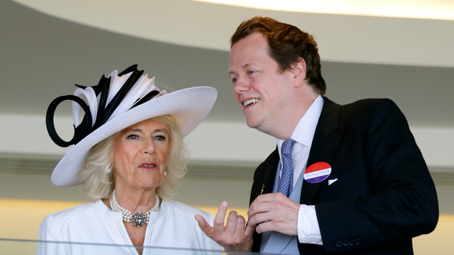 Kamilla királyné fia, Tom Parker Bowles, egyelőre nem pályázik hercegi címre