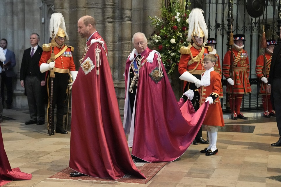 Vilmos herceg új királyi címet kapott Károly királytól