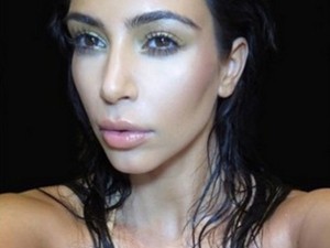 Vége a szelfiknek! Kim Kardashian megmondta