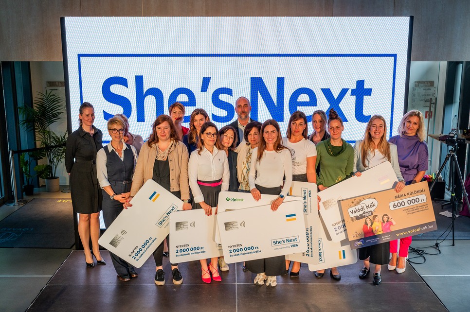 A Visa She's Next pályázat nyertesei és a zsűri tagjai
