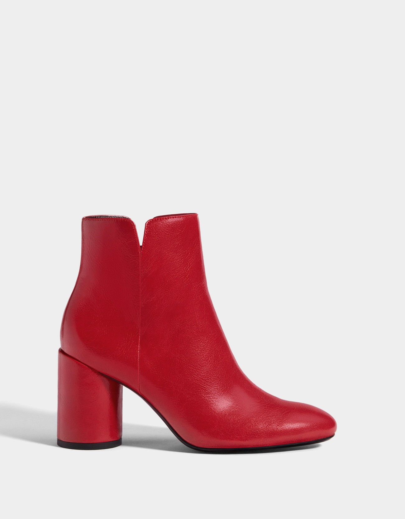 Bokacsizma BERSHKA 8995 Ft