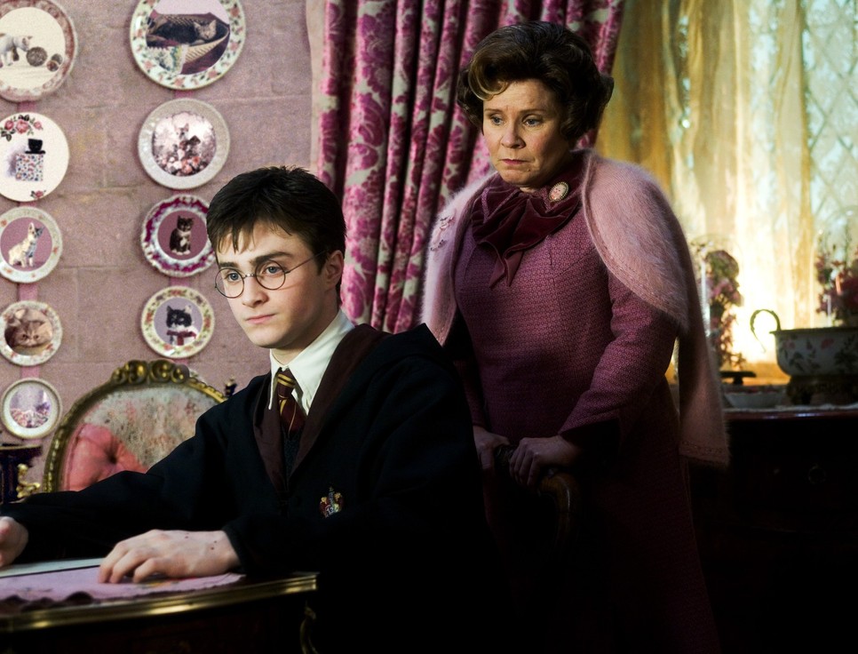 Kétségtelen, hogy Dolores Umbridge a valaha volt egyik leggyűlöltebb karakter