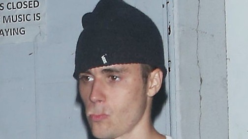 Justin Bieber ismét nagyon érdekes szettben az utcán