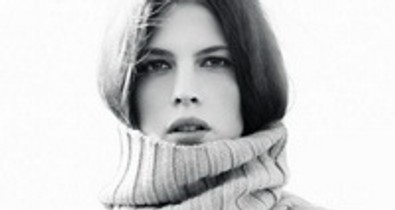 Fórizs Adina country kampányban fagyoskodik