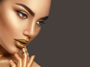 Lassan indul a fesztiválszezon! Ezekkel a sminkekkel tűnhetsz ki a tömegből