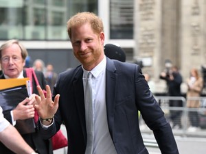 Harry herceget hatalmas megaláztatás érte, hivatalosan is megfosztották a címétől