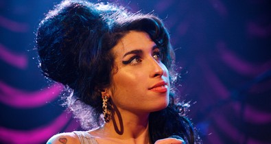Nem fogsz hinnni a szemednek, itt az első kép Amy Winehouse filmjéből