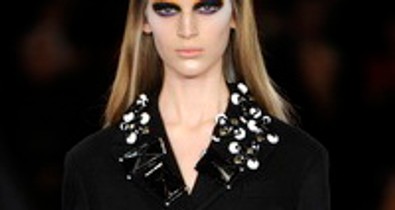 "Üdv a topmodellek között" - Axente Vanessa Prada-élményei