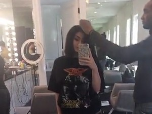 Kylie Jenner levágta az összes haját!