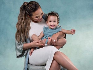 Chrissy Teigen icipici gyerekei olyan cukik együtt, hogy elolvadsz!