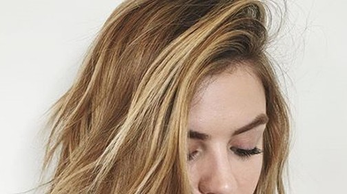 Teljes változás! A Pretty Little Liars sztárjának új hajszíne