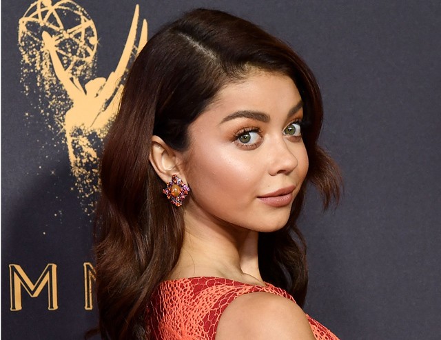 Sarah Hyland az Emmy gálán 2017-ben