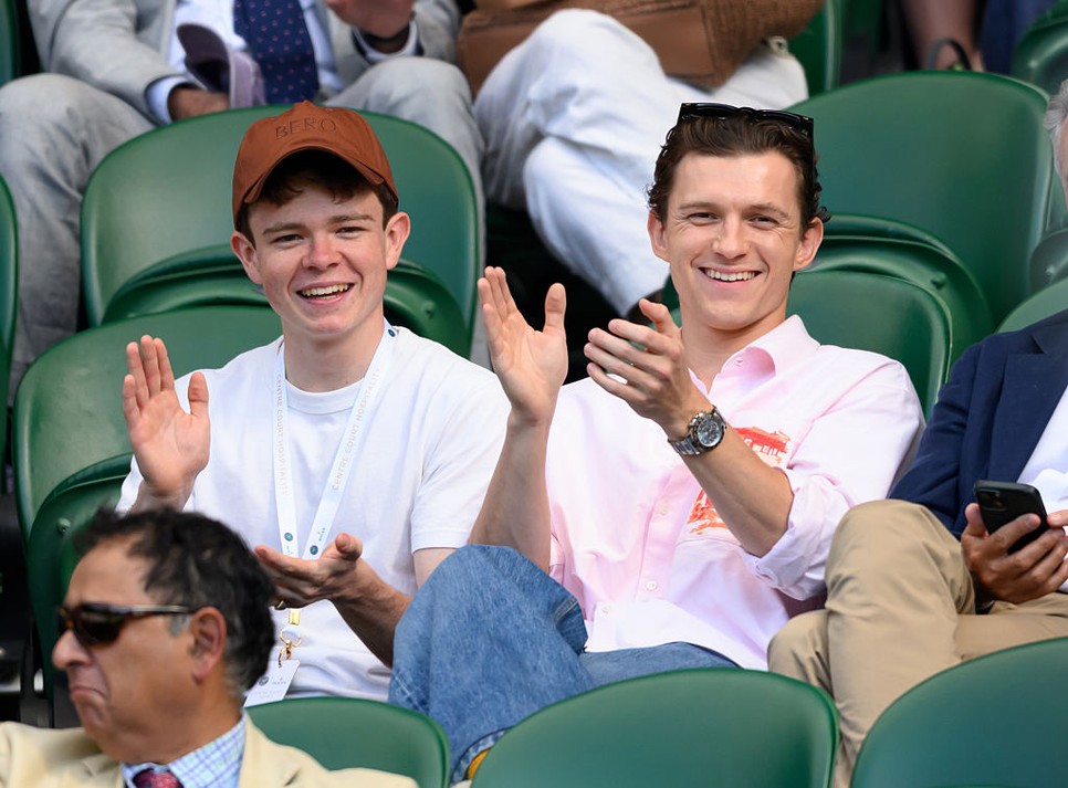 Tom Holland és öccse, Paddy Holland a wimbledoni teniszbajnokságon