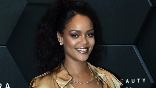 Hoppá: Rihanna lebukott, újra a régi pasijával