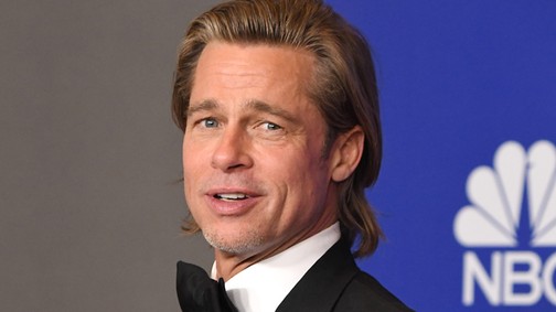 Oh, nem tud akkora köd lenni, hogy ne lássuk: Brad Pitt puccba vágta magát