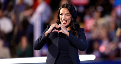 „Majdnem minden nő mögött, aki abortuszon esik át, van egy férfi is” - Alexandria Ocasio-Cortez nem csak a női jogokért politizál