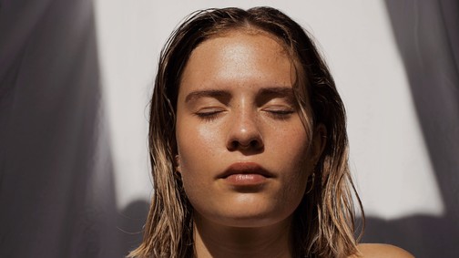 6 dolog, amitől egészséges lesz a bőröd és ragyogó a hajad