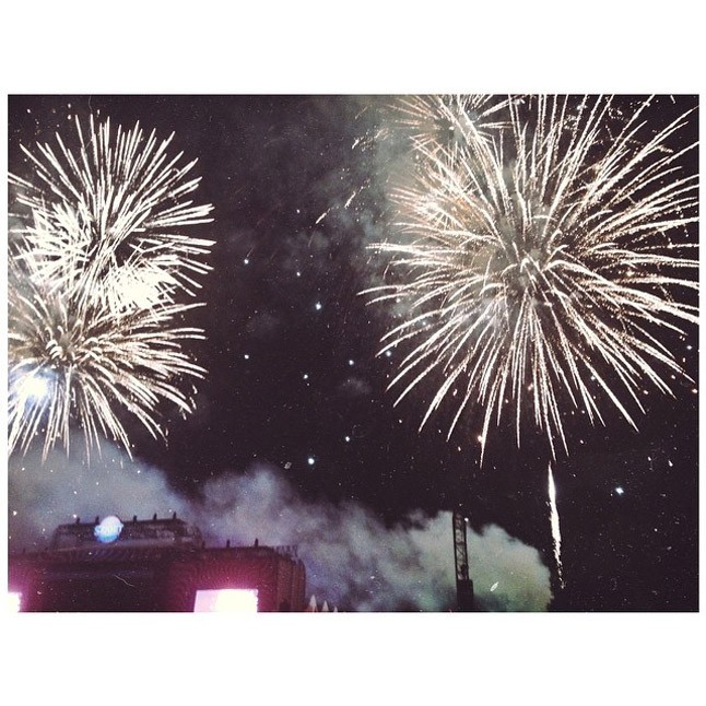 Tűzijáték meg miegymás.