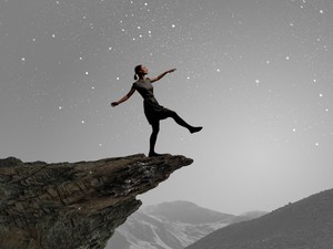 Az alvajárás veszélyei:„Kizárta magát a saját lakásából, később pedig egy szál pizsamában, a mínusz 15 fokban ébredt fel”