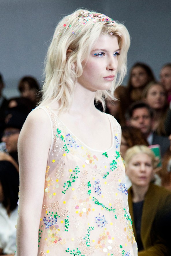 Méltó lezárása a londoni divathétnek az Ashish show