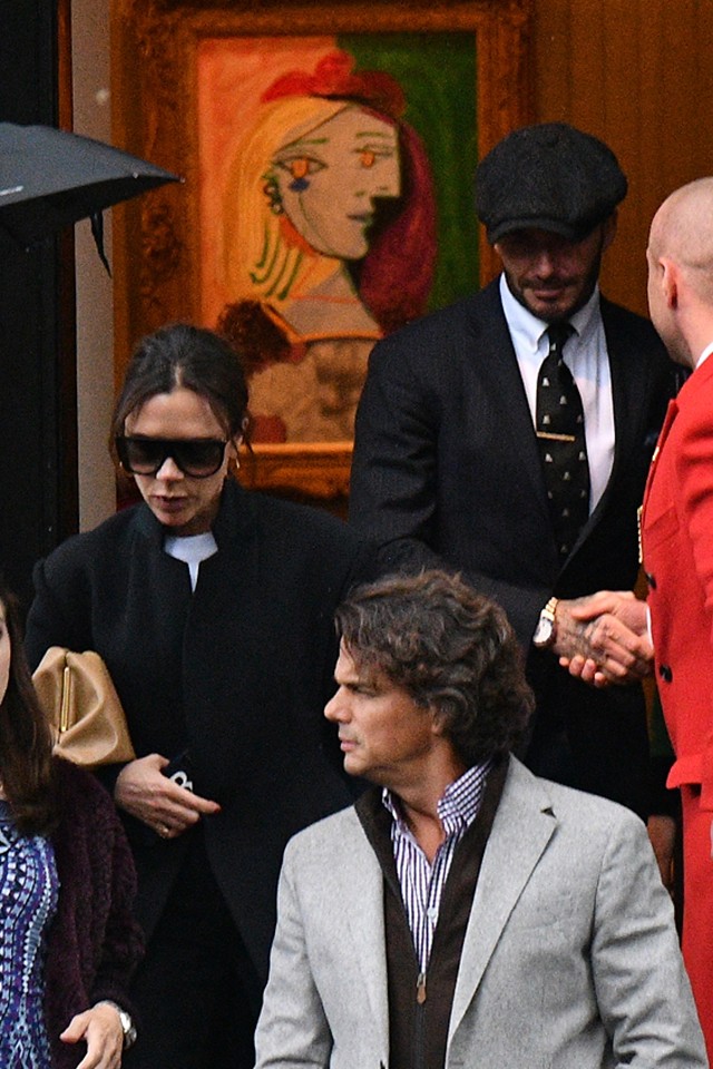 Victoria Beckham piros cipő