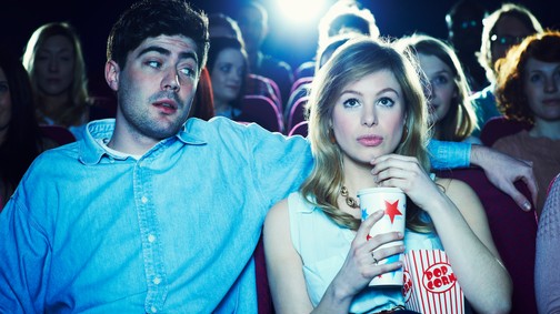 „Többet keresek, mint amennyit el tudsz költeni” - listáztuk a legszánalmasabb és a legötletesebb csajozós dumákat