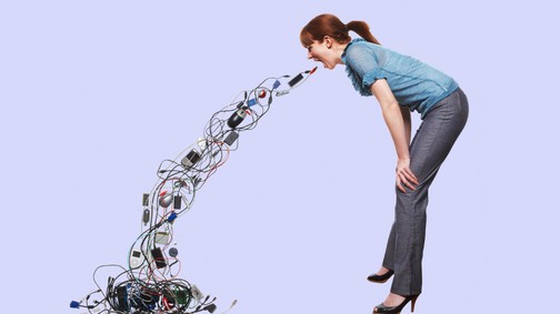 Digitális hedonizmus és analóg kiégés a vezetői működésben – mit tesz velünk az állandó online jelenlét?