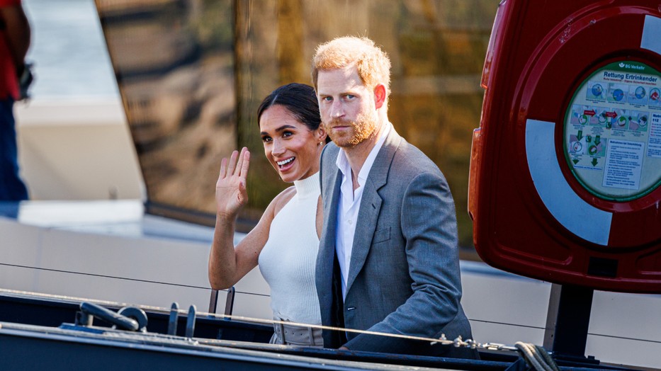 Meghan Markle és Harry herceg viselkedése konfliktust szülhet köztük és Károly király között