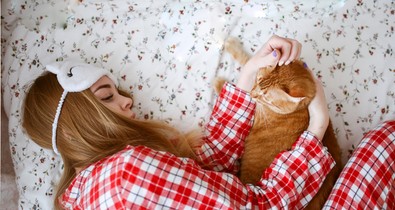 Gyakran felébredsz az éjszaka közepén? Szakértők szerint ettől a módszertől villámgyorsan visszaalszol