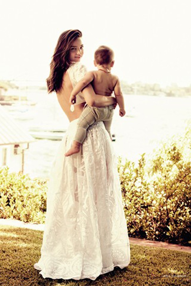 Brit Vogue, 2012. július