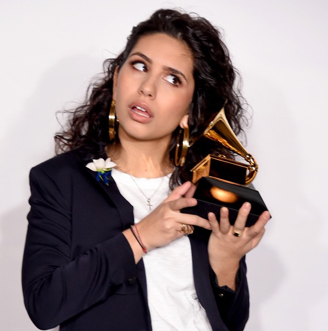Alessia Cara a 2018-as Grammy-n az év felfedezettje