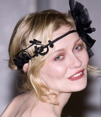 kirsten-dunst-rex-662280cx-200-d00000EE100bf96dd9758.jpg