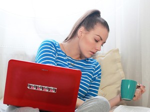 Takács Nóra játszós ruhában