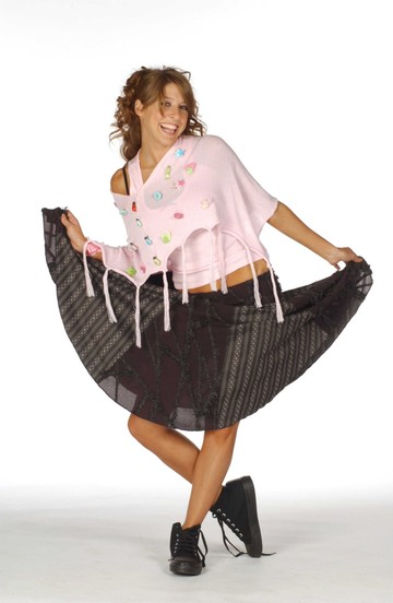 Florencia Bertotti karrierjének legfontosabb mérföldköve a Csacska angyal című argentin sorozat volt, melynek köszönhetően 2004-ben Latin-Amerikában és Európában is hatalmas népszerűségre tett szert. A színésznőt Floricienta szerepében ismerhette meg a nagyvilág, mindössze 21 évesen.