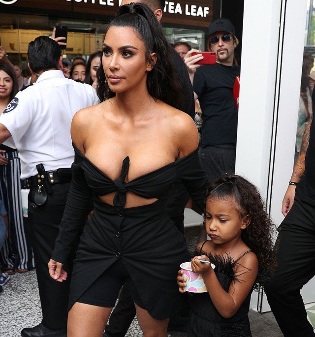 Kim Kardashian és lánya, North West